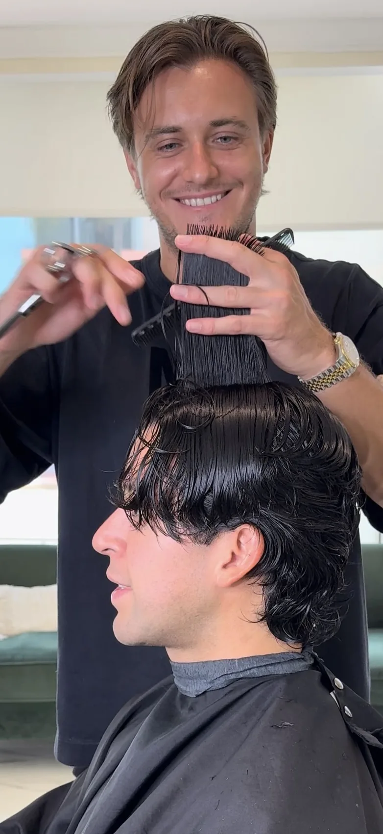 Detailed men’s scissor haircut by Vlad Barsky